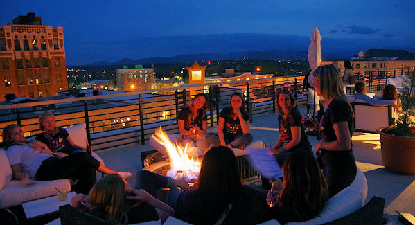 Cambria Hotel Asheville Rooftop Bar