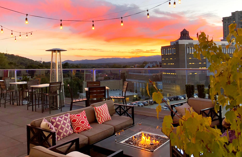 Top Bars & Pubs In and Around Asheville