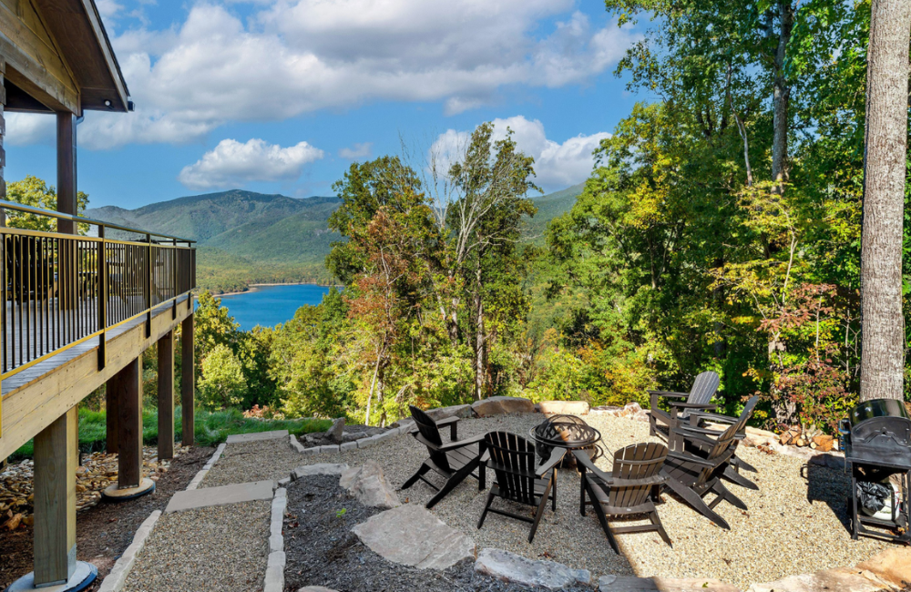 family friendly cabin with outdoor seating Greybeard Vacation Rentals