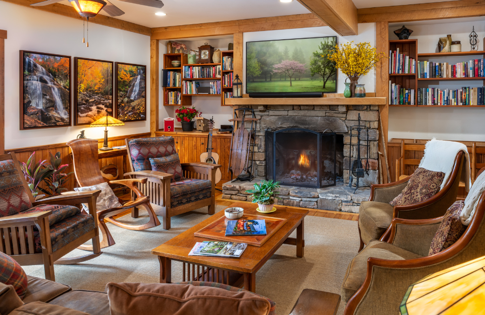 Four Nights or More–Save 10% at Bent Creek Lodge