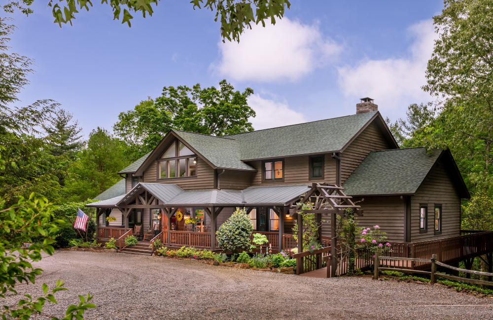 Four Nights Special Bent Creek Lodge