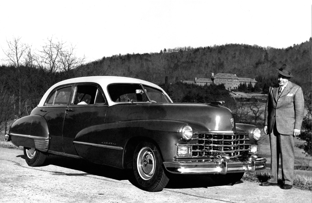Historic Grovewood Village antique car