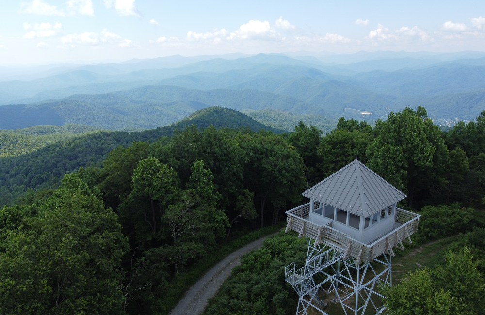summer view of Rich Mountain Lookout Fire Tower