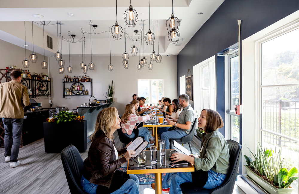 Indoor dining at Lantern Lodge Asheville