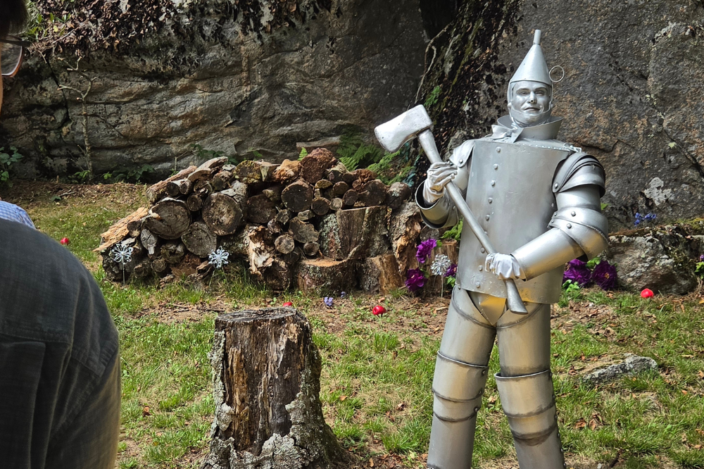 Tin Man at Autumn at Oz: Land of Oz