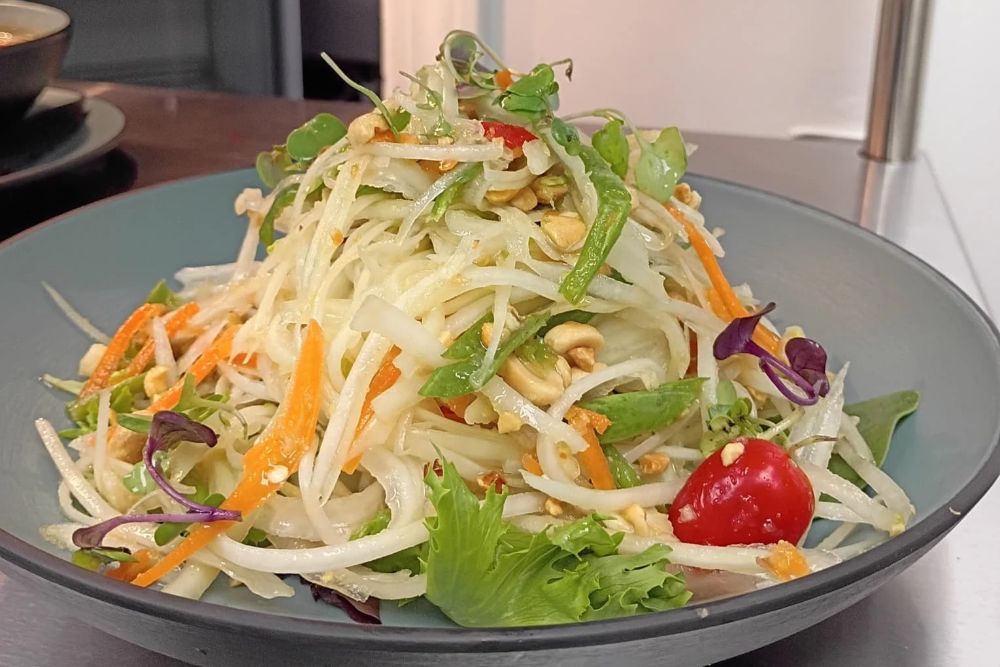 Jazmin Papaya Salad