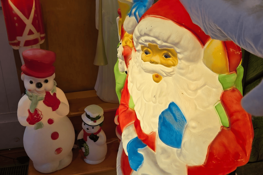 blowmolds of santa and snowman for christmas decoration