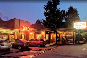 Luella's BBQ RomanticAsheville
