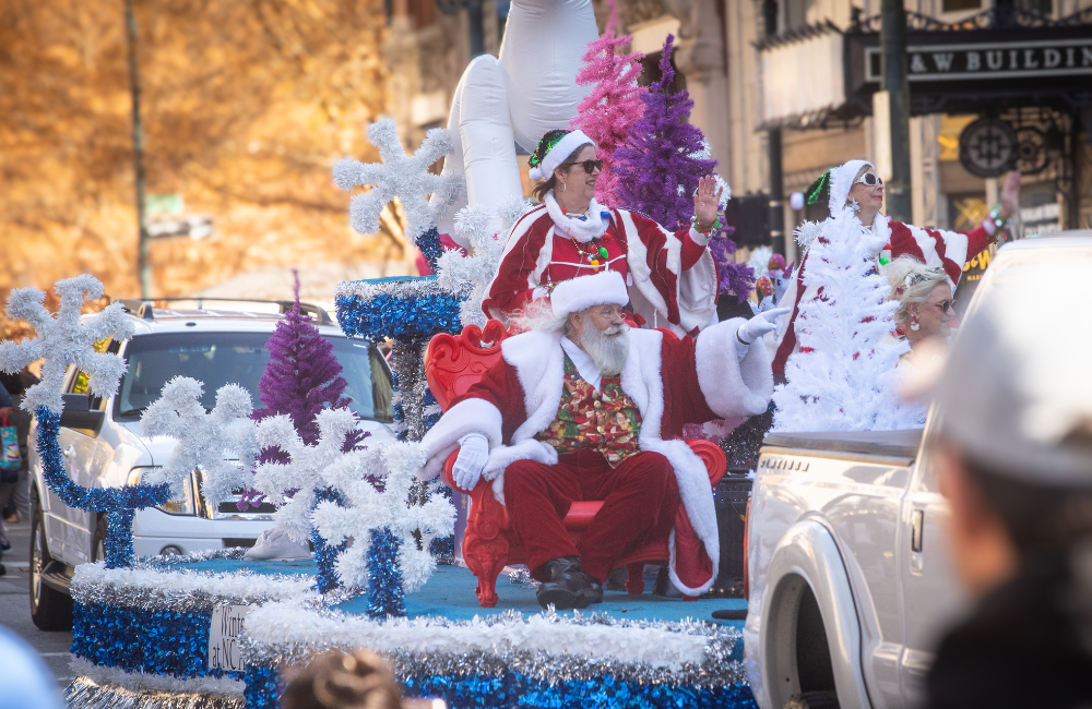 Mr and Mrs Claus Float
