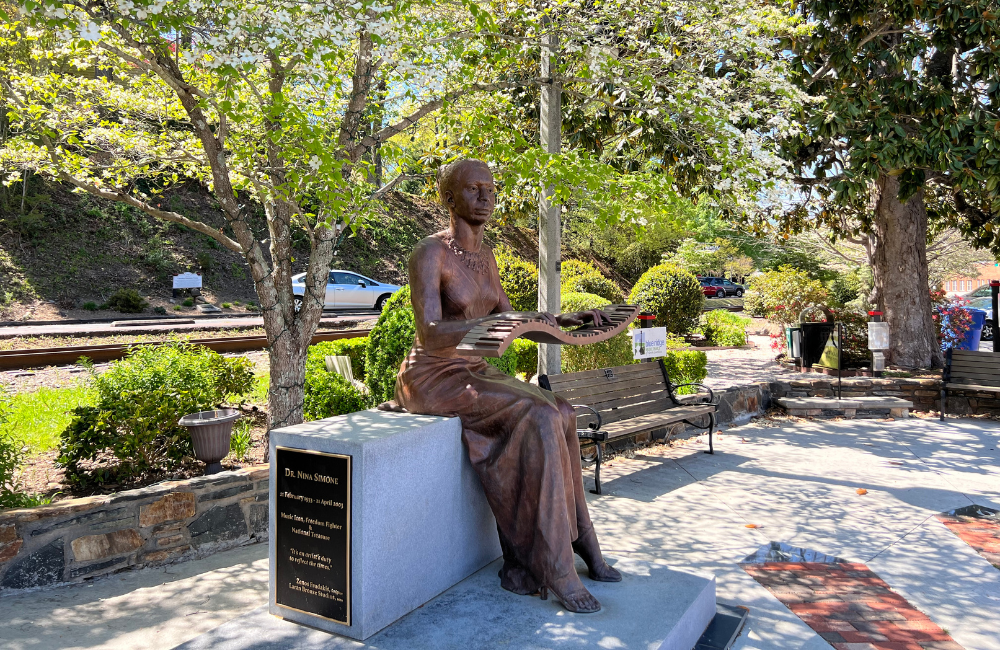 Wide-angle view of Nina Simone sculpture in Tryon NC