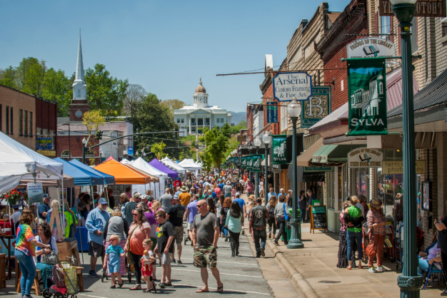 Greening Up the Mountains Festival, Sylva People on the street with the historic courthouse and mountains behind