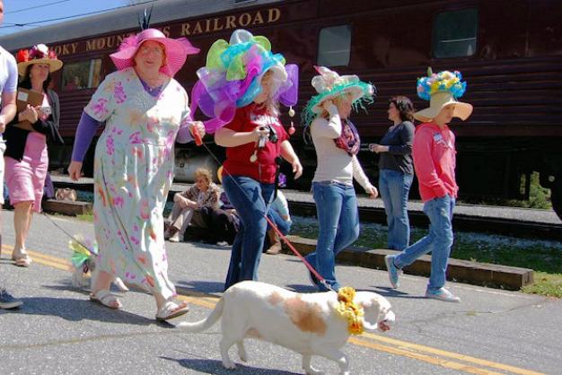 Easter Hat Parade in Dillsboro Easter Hat Parade in Dillsboro