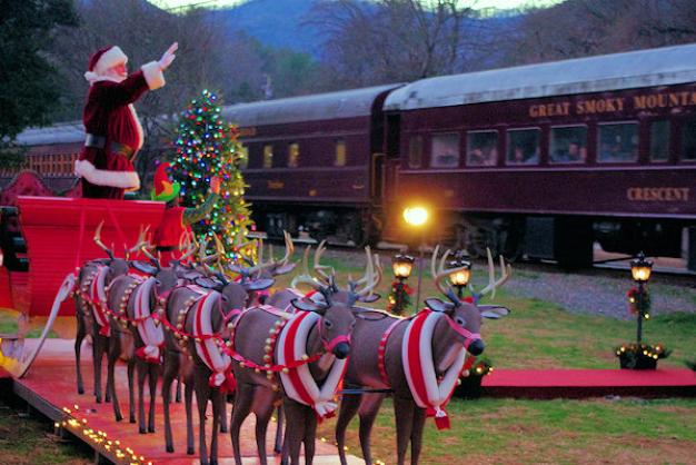 THE POLAR EXPRESS™ Train Ride