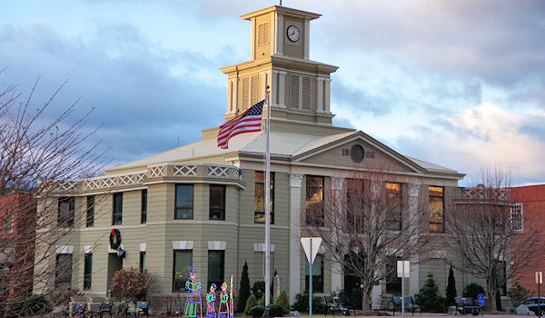 Courthouse in Burnsville