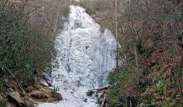 Mingo Falls frozen