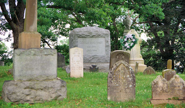 Riverside Cemetery, Zeb Vance Grave